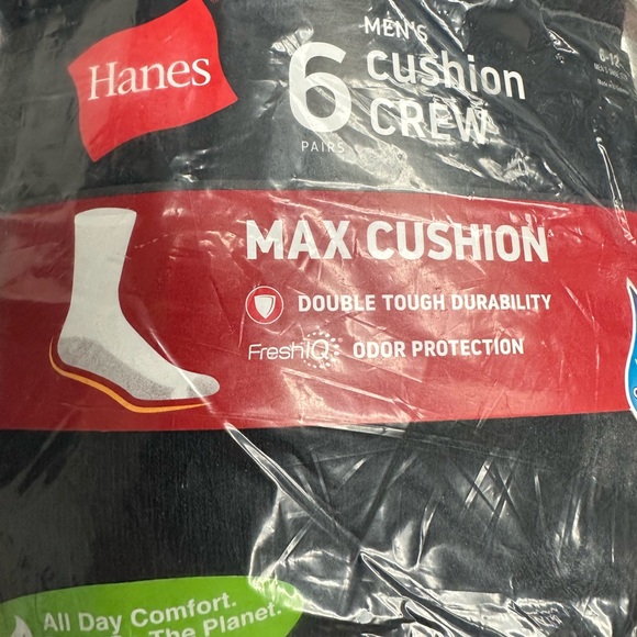 Hanes Men's Socks, 6-pair Pack Max Cushion Crew, Black/Grey Foot Bottom NWT - Picture 2 of 2